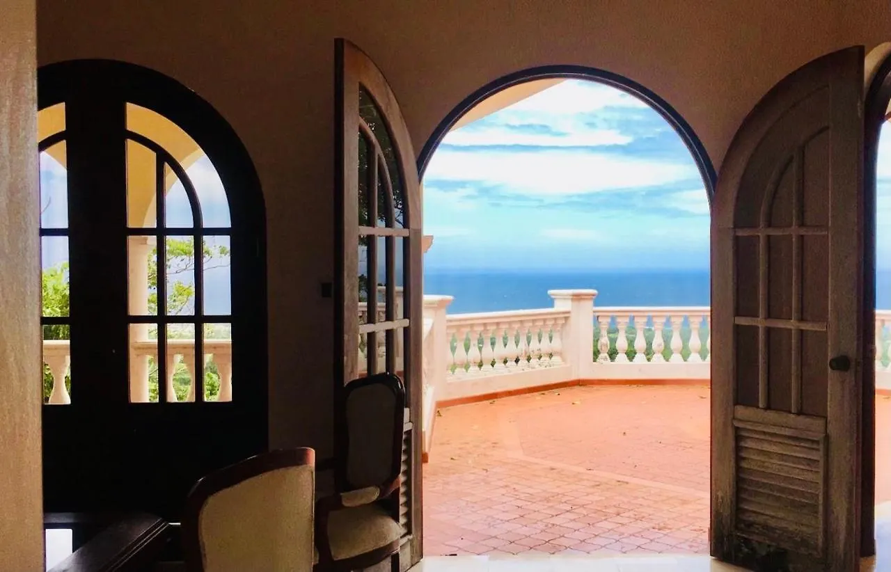 Homestay El Castillo Tropical Cabrera