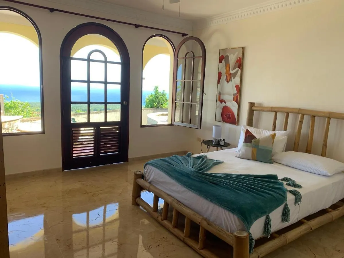 El Castillo Tropical Cabrera Homestay