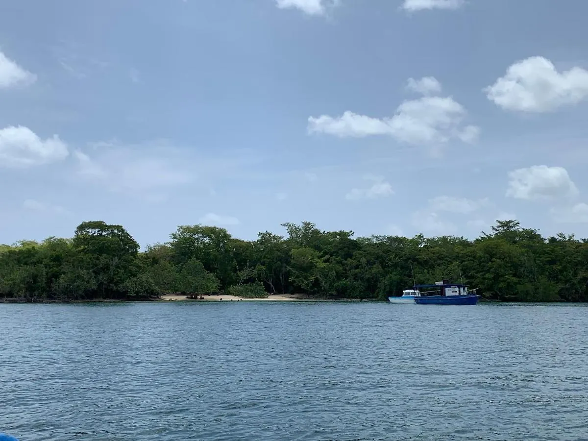 El Castillo Tropical Cabrera