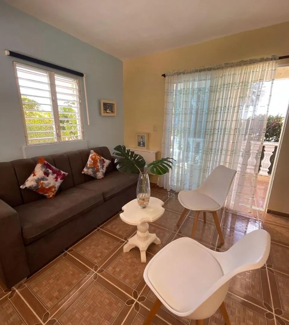 Homestay El Castillo Tropical Cabrera