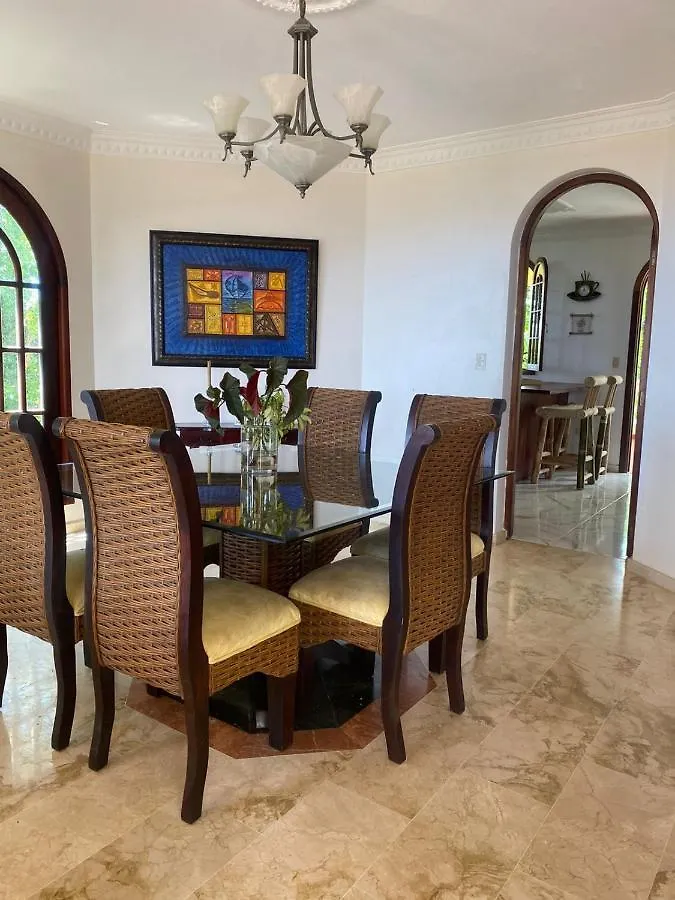 Homestay El Castillo Tropical Cabrera Dominican Republic